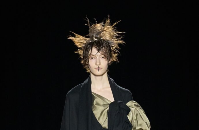 Yohji Yamamoto Fall 2026 Ready-to-Wear Collection