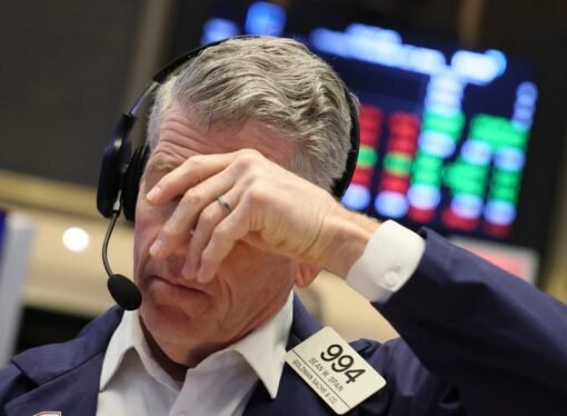 Stocks Drop, Oil Gains As Traders Digest Updates in the Iran War