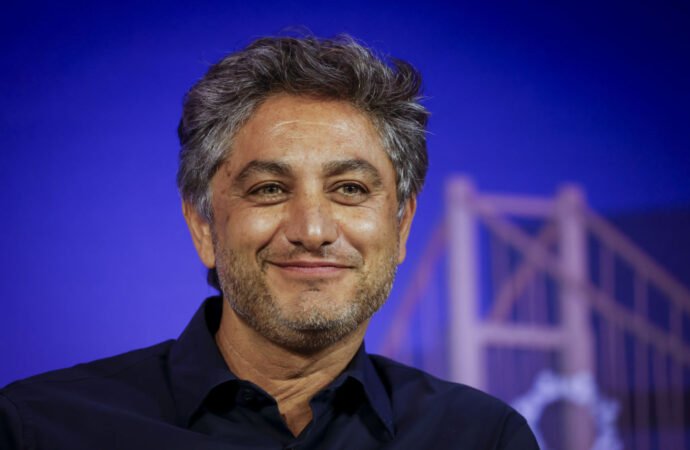 Antonio Gracias says he’s longing for ‘proentropic’ startups — those that are built to survive chaos