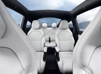 Tesla Model Y L orders open in Australia, 6 seats, Vehicle-to-Load and 681 km range