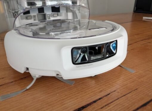 REVIEW: DJI Romo P is a drone for your floors. Unique transparent design, avoids cables