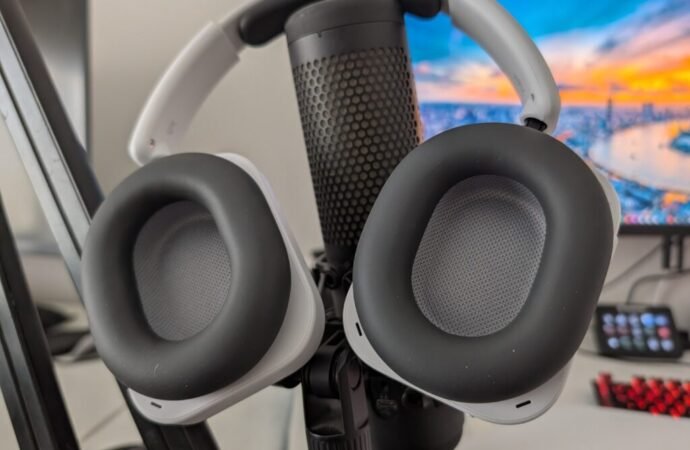 REVIEW: Nothing Headphones (3) provides a refined audio experience with a splash of colour