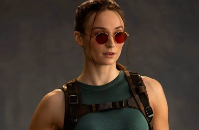 ‘Tomb Raider’ Production ‘Paused’ After Sophie Turner Injured on Set