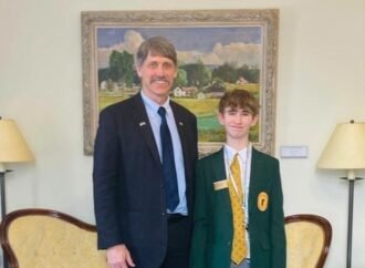 14-year-old running for governor 1st teen to get on Vermont’s general election ballot