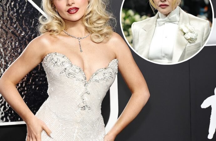 Sabrina Carpenter Brings Out Madonna