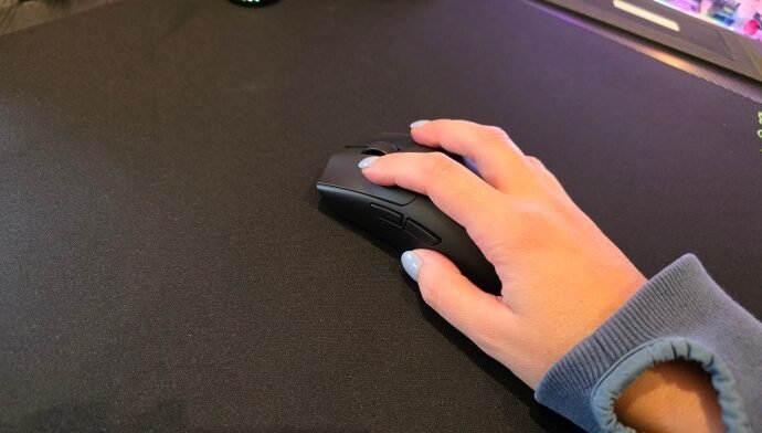 REVIEW: Razer Viper V4 Pro + Gigantus V2 Pro, a pro-grade combo that actually makes sense