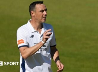 County Championship: Hampshire beat Yorkshire at Headingley