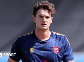 Eathan Bosch: Middlesex sign South African bowler for rest of season