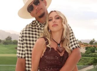 Brittany Mahomes, Patrick Mahomes Cheeky Stagecoach Pics