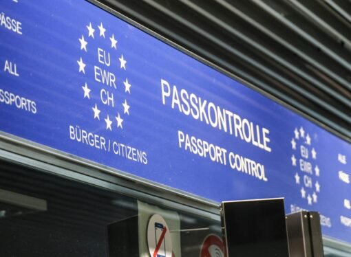 Travelers Flying to Europe Face Long Lines Due to New Immigration System