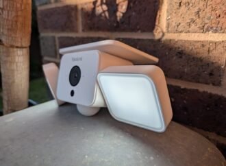 REVIEW: Reolink Solar Floodlight Cam offers a bright, wire-free security solution for Australian homes