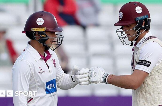 County Championship: Somerset beat Essex by 10 wickets