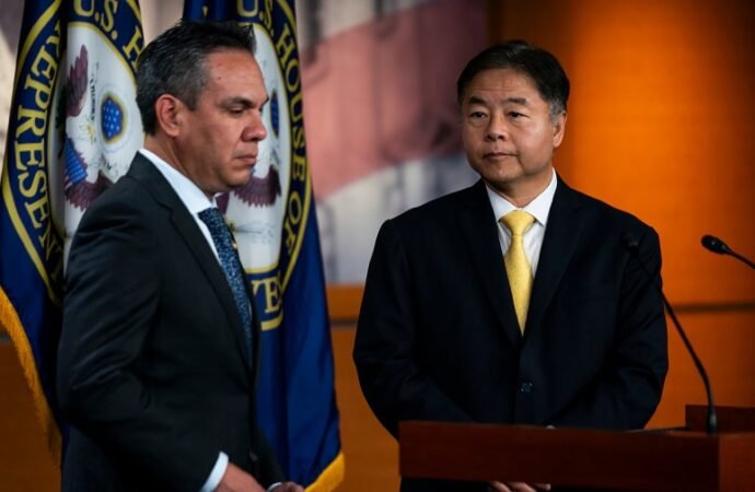 Watch live: House Democrats speak as Trump's Iran ceasefire deadline nears