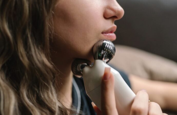 The Best Microcurrent Devices of 2026 for Lifted, Radiant Skin