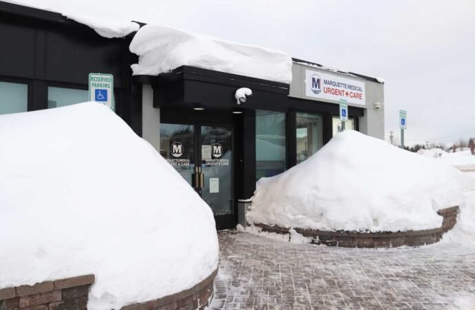 As abortion access shrinks, could urgent care centers help? : NPR