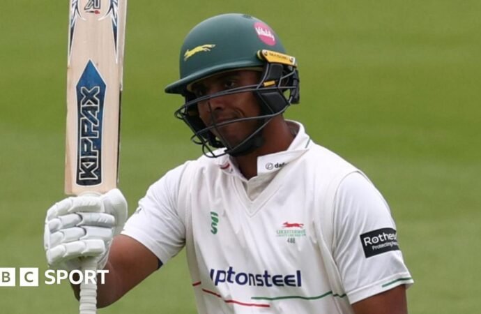 County Championship: Leicestershire pair hit half-centuries to frustrate Sussex