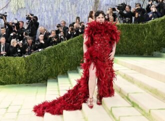 “You’re in Your Body. You Can Do This”—Lena Dunham on Returning to the Met Gala After 7 Years