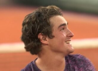 Brazilian teen upsets Djokovic