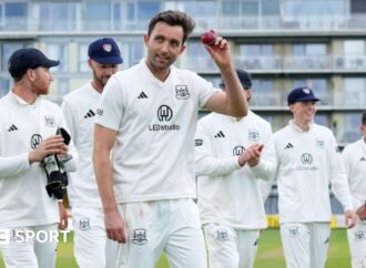 County Championship: Glos battle back against Northants at Bristol