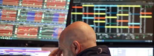 Stock Market Outlook: Cash Holdings Flashing Sell Signal, BofA Says