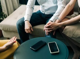 Mental health therapists who use AI to take notes face questions about trust : NPR