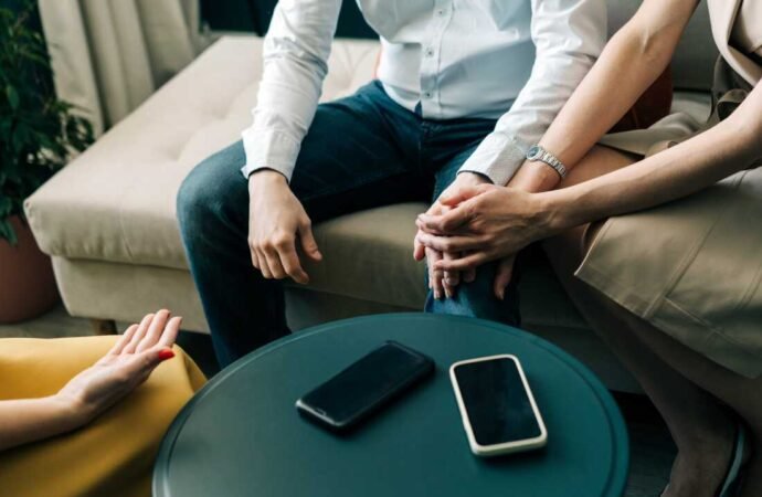 Mental health therapists who use AI to take notes face questions about trust : NPR