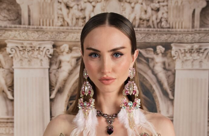 Reem Acra Resort 2027 Collection