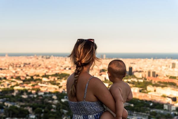 American Families Pay Me to Help Them Move Abroad: My Best Tips