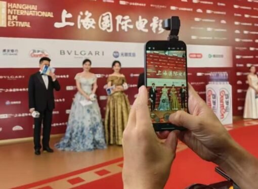 Honor and Arri Unveil Robot Phone at Shanghai Film Festival