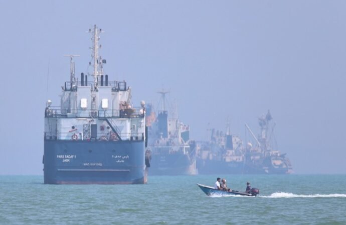 US blockade of Iranian ports it stay 'pending execution' of Strait of Hormuz ceasefire deal