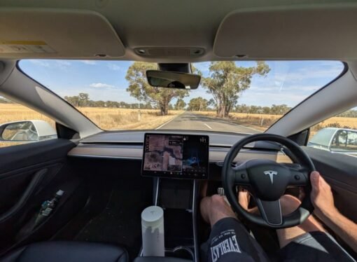 Tesla FSD v14 Lite for HW3 owners is rolling out now to cars that are 7 years old cars (2026.20.5.1)