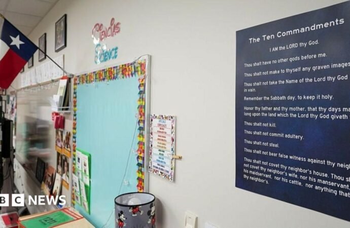 Bible stories become required reading for Texas schools