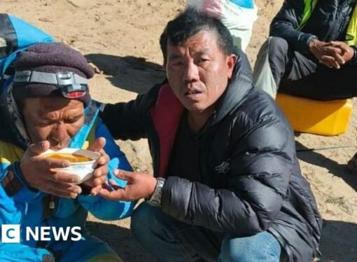 Everest guide survived six-day ordeal by eating chocolate and 'chewing ice'