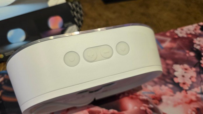 Top of the LIFX Luna showing the touch buttons: on/off, brightness (one button for plus and minus) and effects cycle.