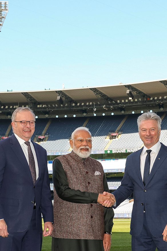 Prime Ministers meet cricket great Steve Waugh. 