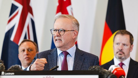 Premier Anthony Albanese, flanked by Queensland Premier Steven Miles (left) and Science Minister Ed Husic, announced the deal in April.