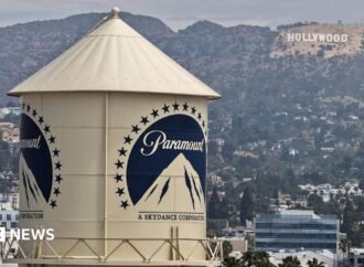 A judge suspends the merger agreement between Paramount and Warner Bros.