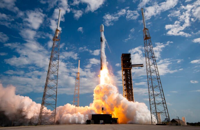 A robotic service mission is launched with support from NASA – NASA