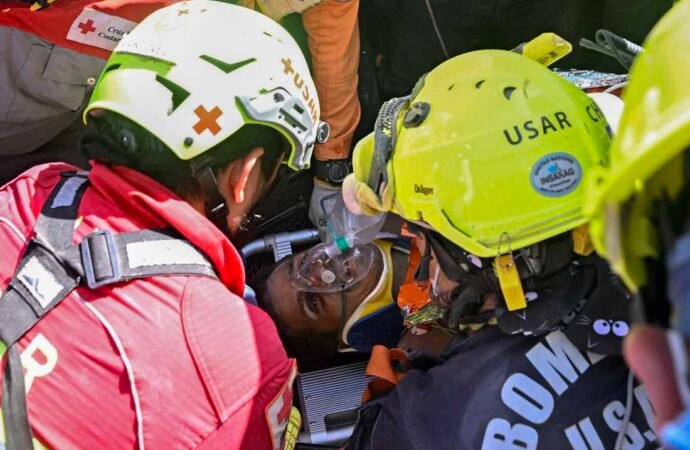 A spirit of resilience helps Venezuelans face health care challenges after earthquakes