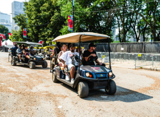 Airbnb launches exclusive behind-the-scenes Lollapalooza experience