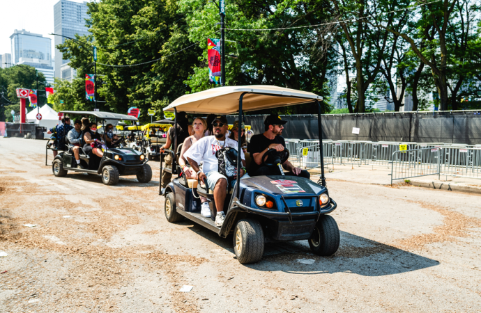 Airbnb launches exclusive behind-the-scenes Lollapalooza experience