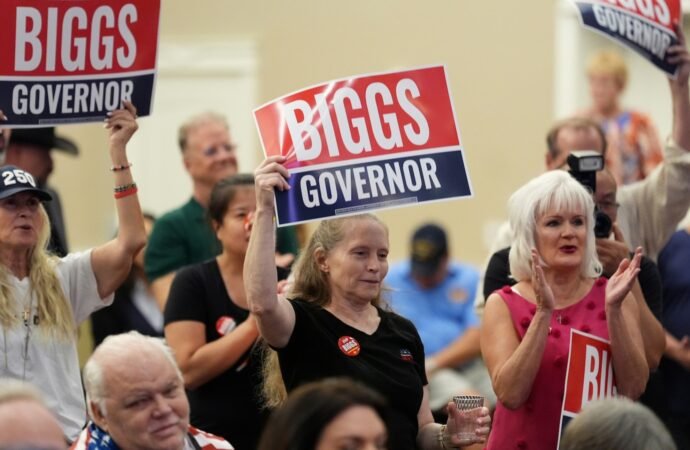 Andy Biggs and David Schweikert offer competing visions for the GOP in the Arizona primary