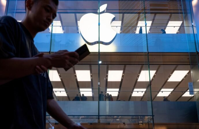 Apple brings back card payments for Apple account purchases in India after a four-year hiatus | TechCrunch