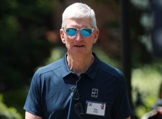 Apple criticizes OpenAI recruiting practices in explosive lawsuit