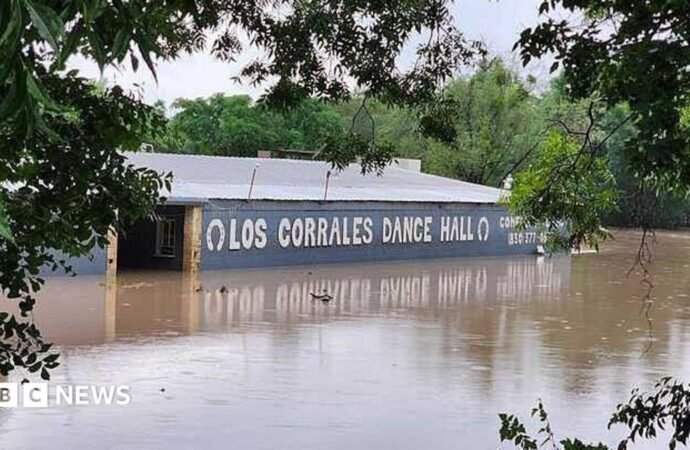 At least one dead in Texas floods that devastate the same area as Camp Mystic