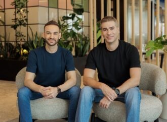 Backed by $60M in funding, Oak comes out of stealth to solve the identity problem that AI agents are making worse | TechCrunch