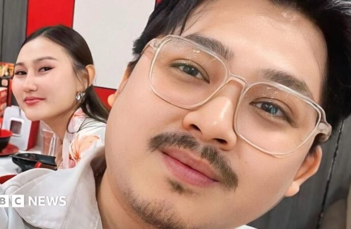 Bangkok bar fire: Thai band leader Thotsakan mourns girlfriend’s death in hell