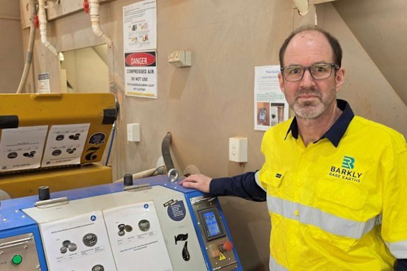 Barkly samples arrive at lab in resource expansion attempt