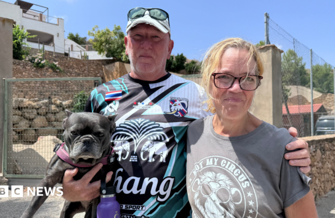 British couple returns to town at center of deadly Spanish bushfire