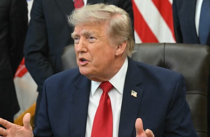 Business groups ask Senate to scrap proposal to limit stock buybacks, dividends
